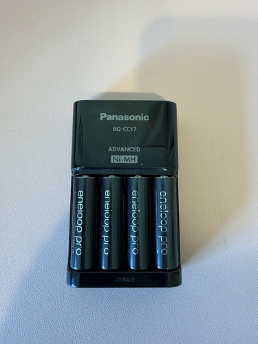 Panasonic advanced charger 4 - +,