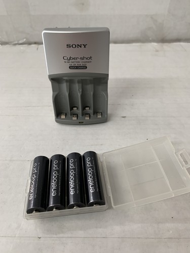 Sony csq aaa charger - sony, or